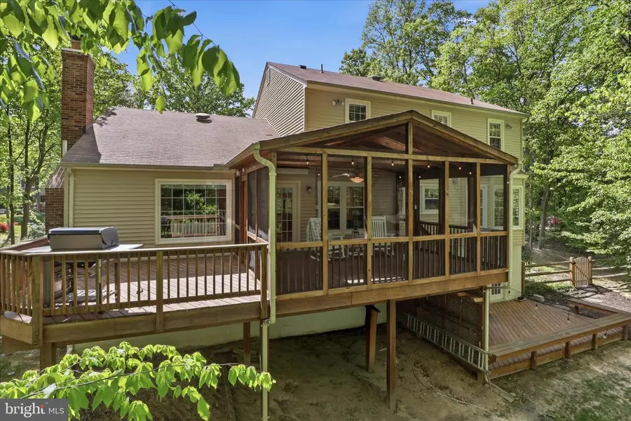 12563 Mcintire Dr, Woodbridge, VA 22192 - #2