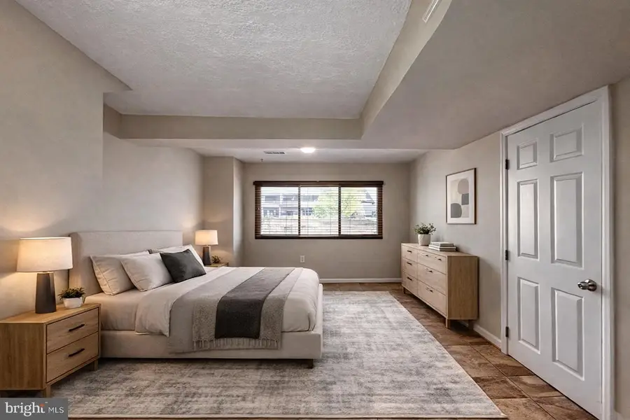 1754 Powder Horn Ter, Woodbridge, VA 22191 - #3