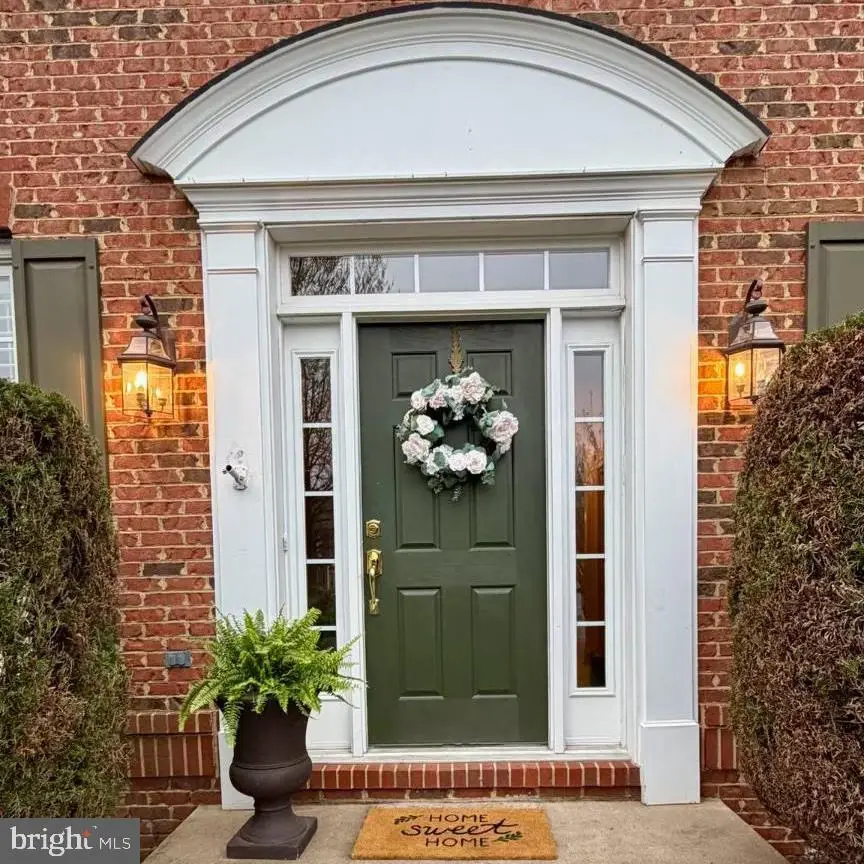 5422 Sherman Oaks Ct, Haymarket, VA 20169 - #2