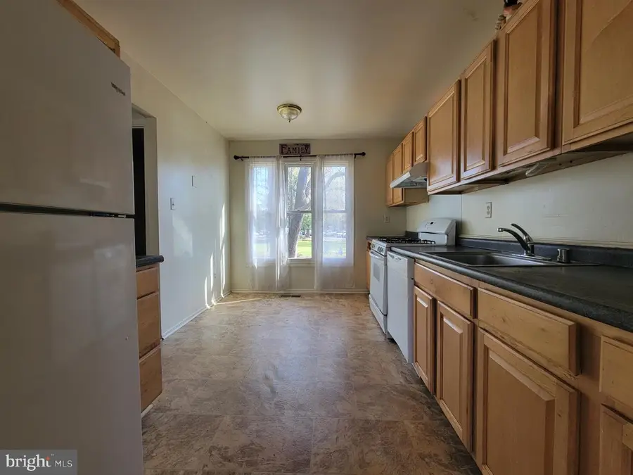 9448 Abingdon Ct, Manassas, VA 20109 - #3