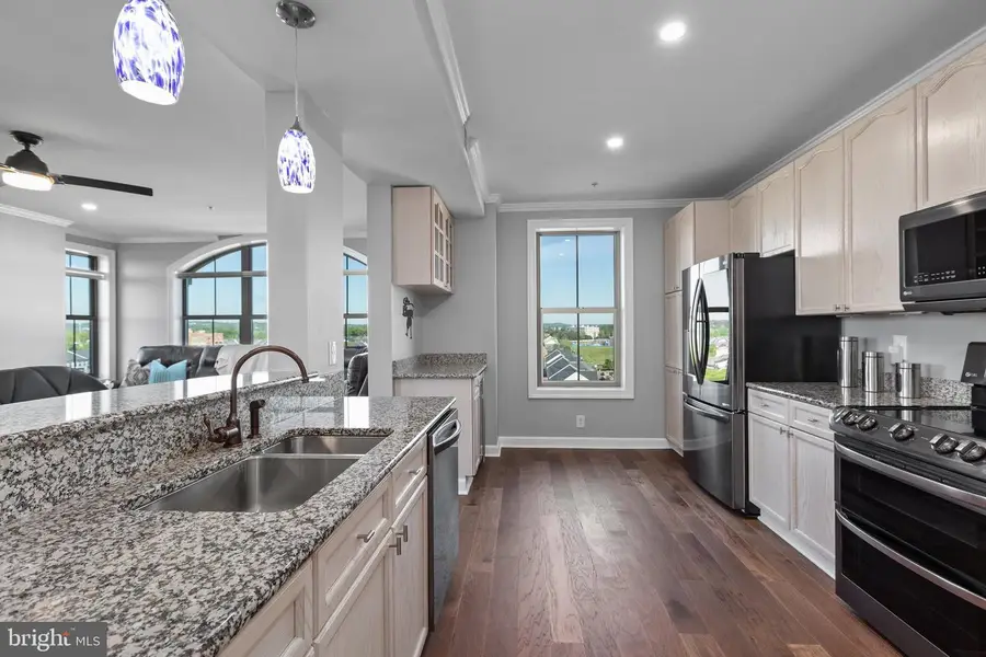 485 Harbor Side St #914, Woodbridge, VA 22191 - #3