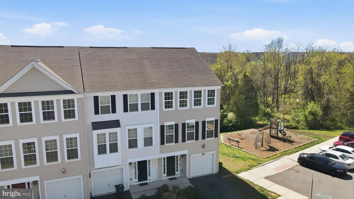 8267 Heritage Crossing Ct #24, Manassas, VA 20109 - #1