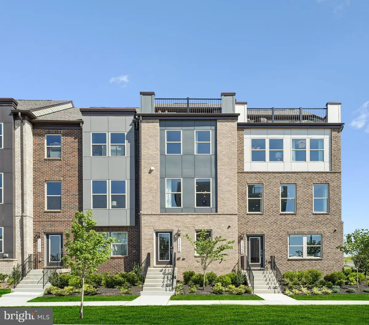 8977 Katherine Johnson St, Manassas, VA 20109 - #1