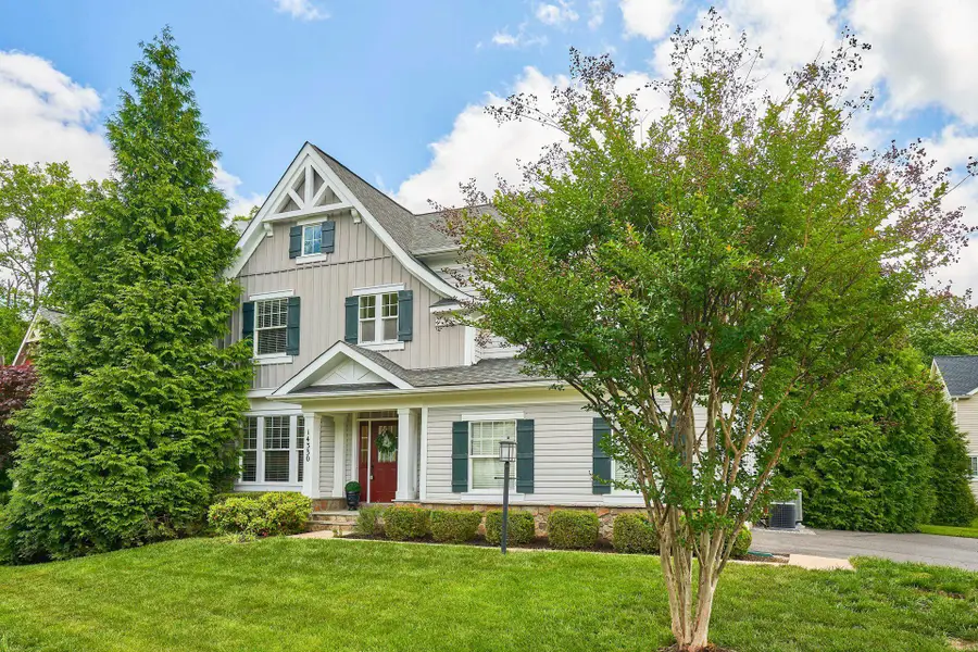14330 Northbrook Ln, Gainesville, VA 20155 - #2