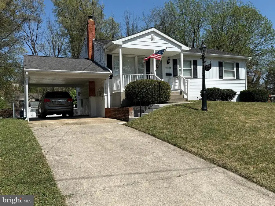 14128 Randall Dr, Woodbridge, VA 22191 - #2