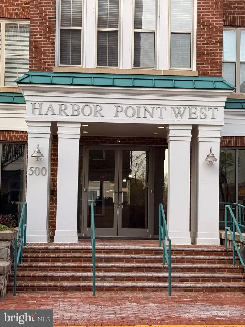 500 Belmont Bay Dr #305, Woodbridge, VA 22191 - #1