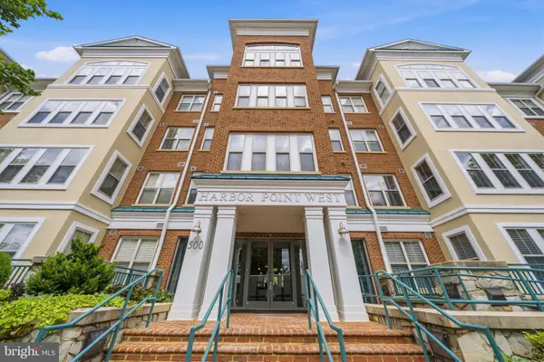 500 Belmont Bay Dr #305, WOODBRIDGE, VA 22191