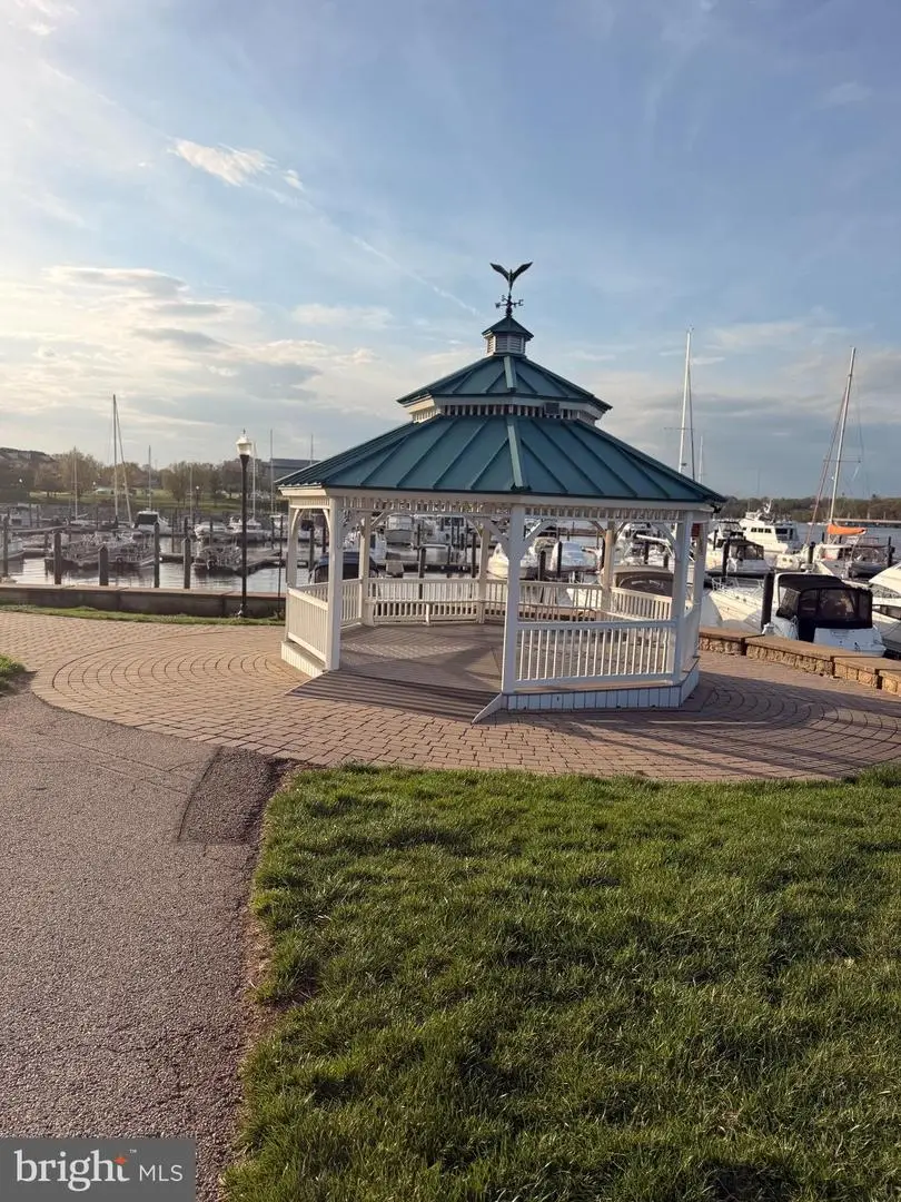 500 Belmont Bay Dr #305, Woodbridge, VA 22191 - #3