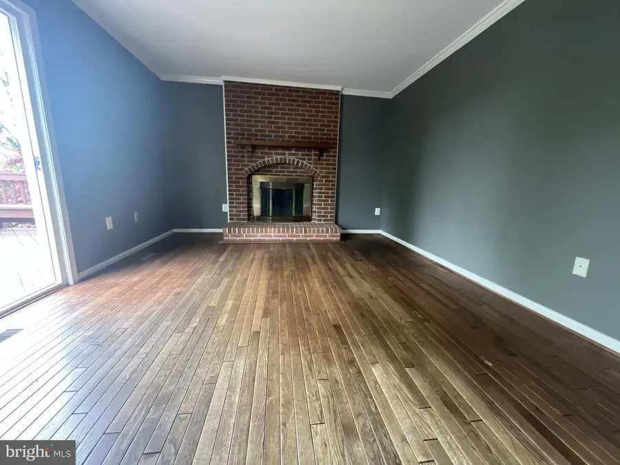 13609 Bottner Ct, Woodbridge, VA 22191 - #3