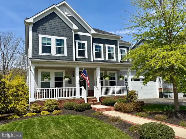 17942 Woods View Dr, DUMFRIES, VA 22026