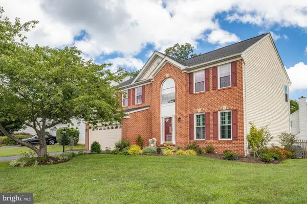 15501 Ambergate Dr, WOODBRIDGE, VA 22193