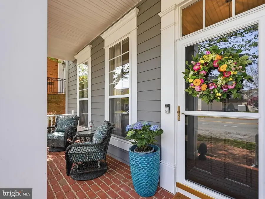 713 Belmont Bay Dr, Woodbridge, VA 22191 - #2