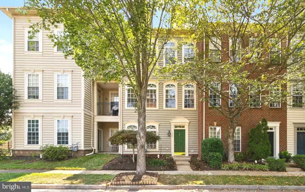 11833 Whitworth Cannon Ln, BRISTOW, VA 20136