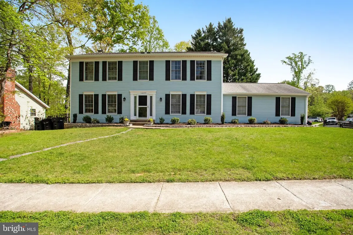 16099 Deer Park Dr, Dumfries, VA 22025 - #1