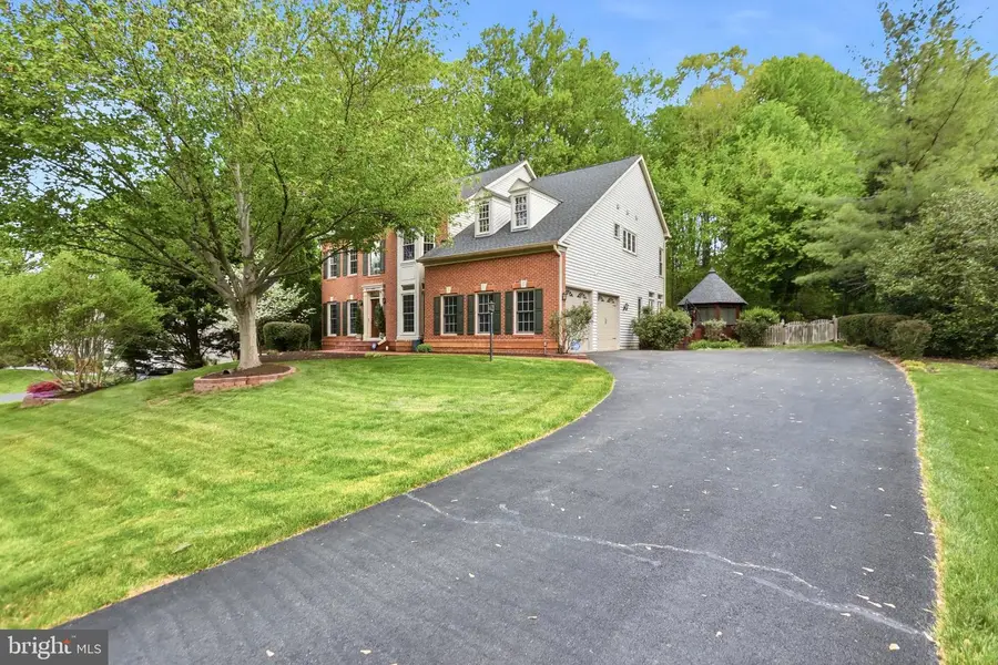 7858 Meadowgate Dr, Manassas, VA 20112 - #3