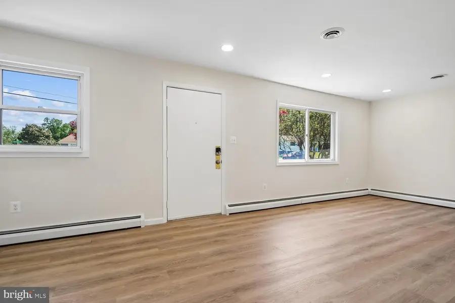 1400 Florida Ave, Woodbridge, VA 22191 - #2