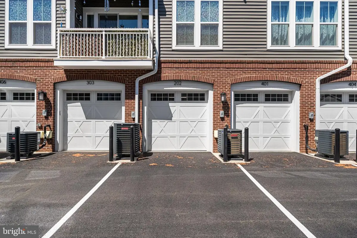 13950 Englefield Dr #203, Woodbridge, VA 22193 - #1