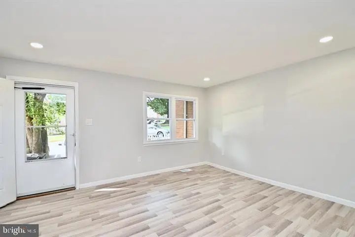 4127 Ferrara Ter, Woodbridge, VA 22193 - #2