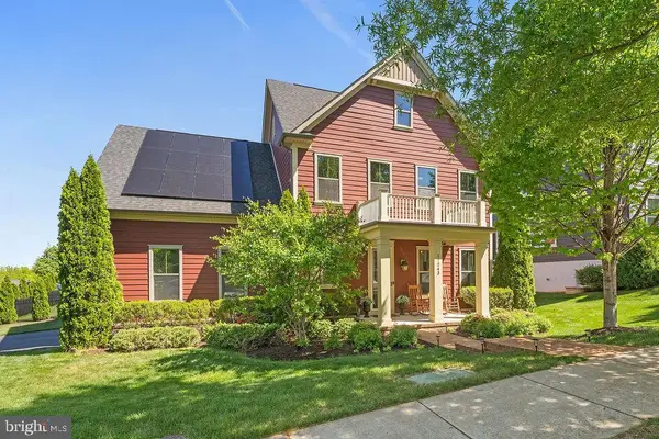 17243 Miss Packard Ct, DUMFRIES, VA 22026