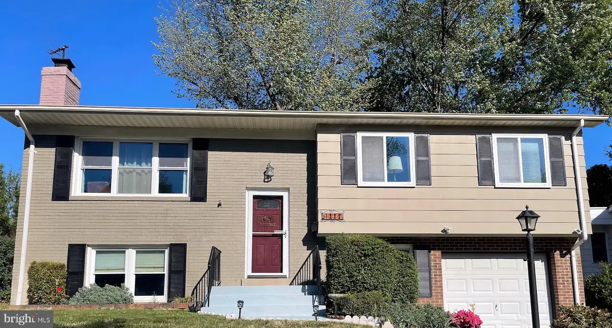 13626 Greenwood Dr, Woodbridge, VA 22193 - #1