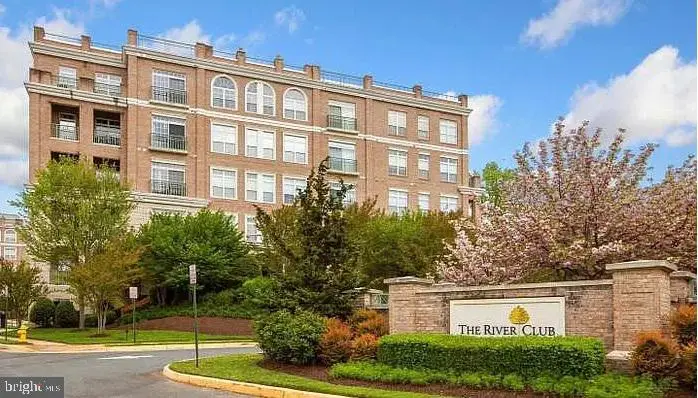 820 Belmont Bay Dr #303, Woodbridge, VA 22191 - #1