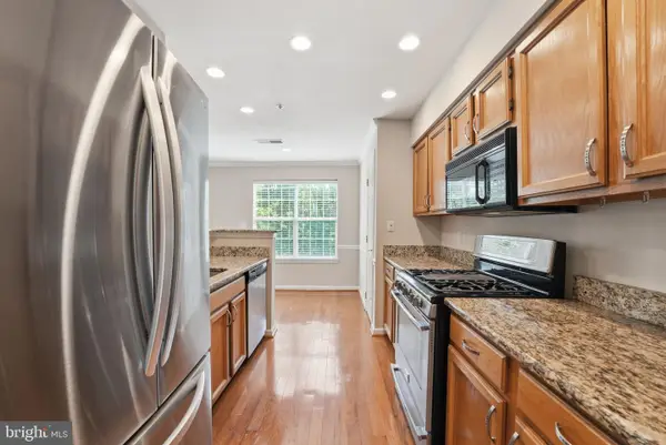 11014 Koman Cir #203, MANASSAS, VA 20109