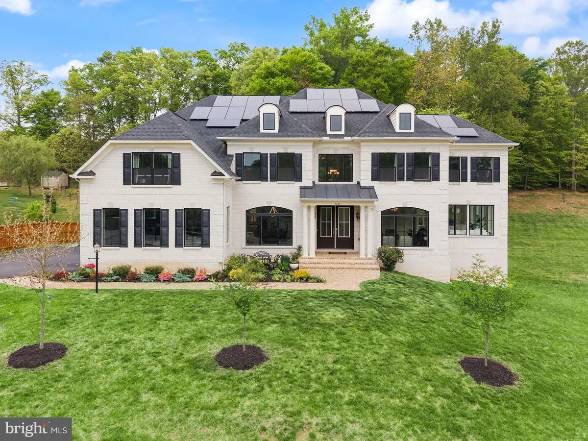 5606 Beachview Creek Dr, Woodbridge, VA 22192 - #1