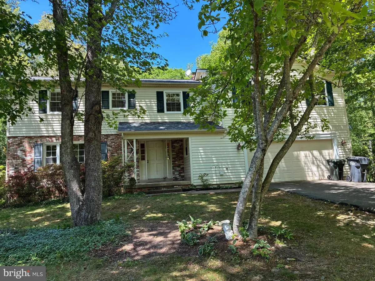 8324 Morningside Dr, Manassas, VA 20112 - #1