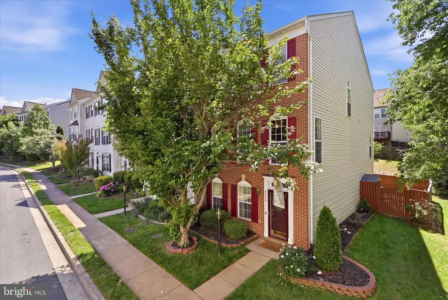 4400 Torrence Pl, Woodbridge, VA 22193 - #3