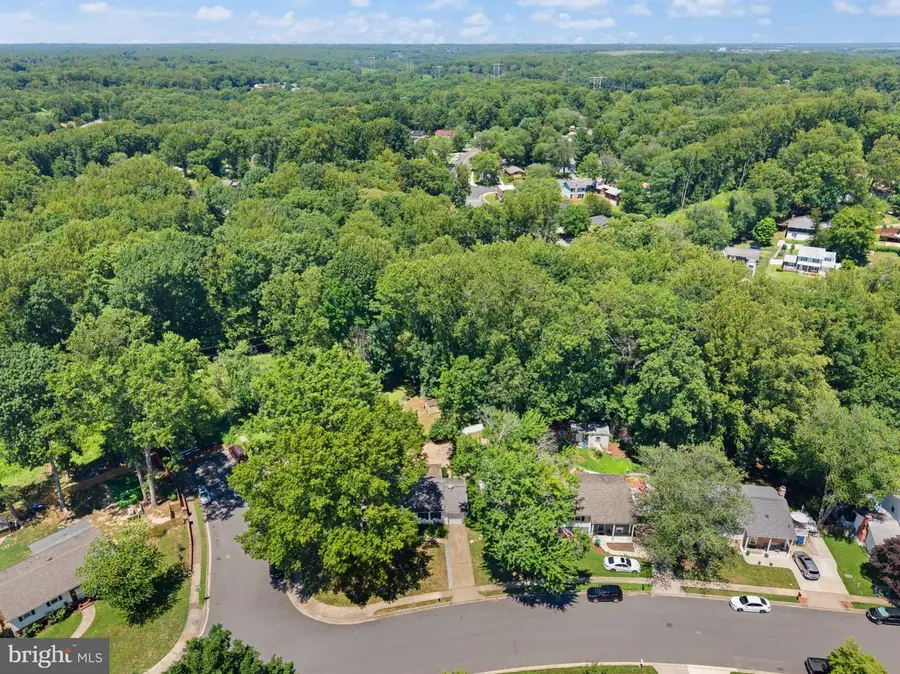 12982 Orleans St, Woodbridge, VA 22192 - #3