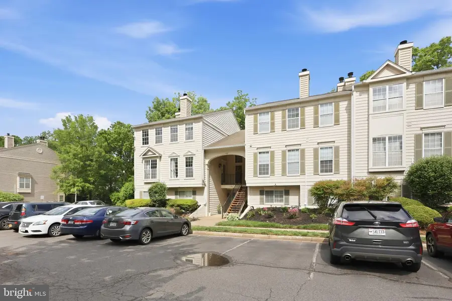 11188 Rienzi Pl #201, Manassas, VA 20109 - #2