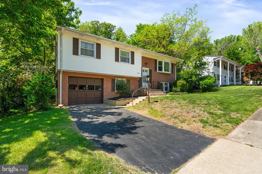 13242 Kurtz Rd, Woodbridge, VA 22193 - #2