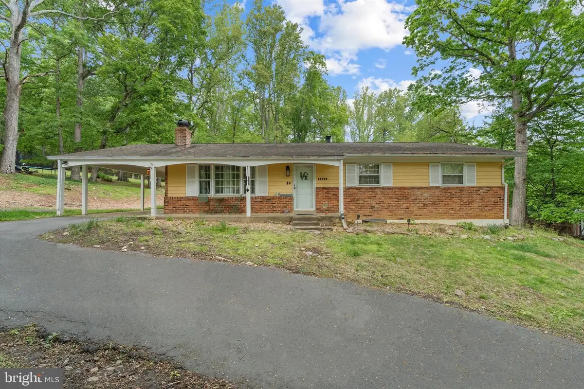 15760 Oak Ln, Haymarket, VA 20169 - #1