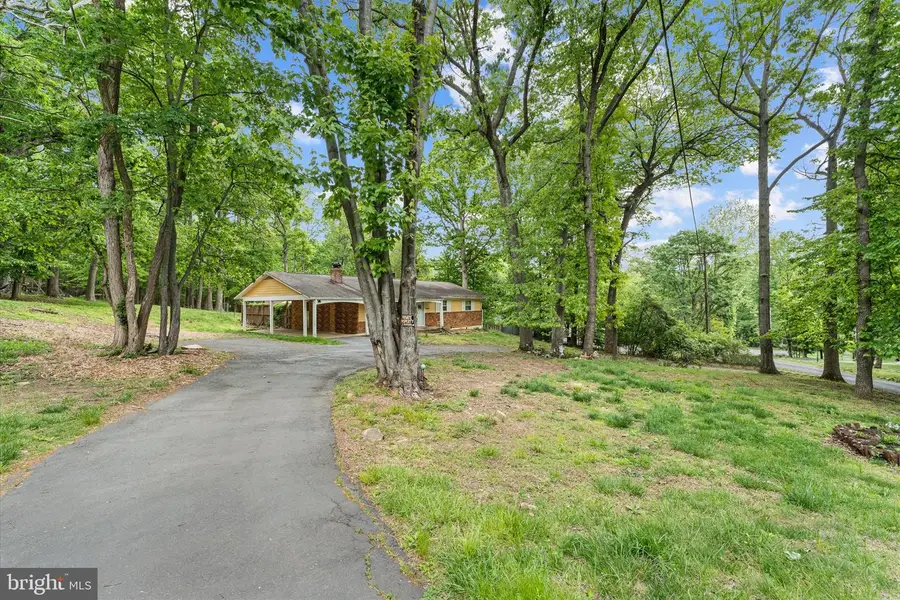 15760 Oak Ln, Haymarket, VA 20169 - #2