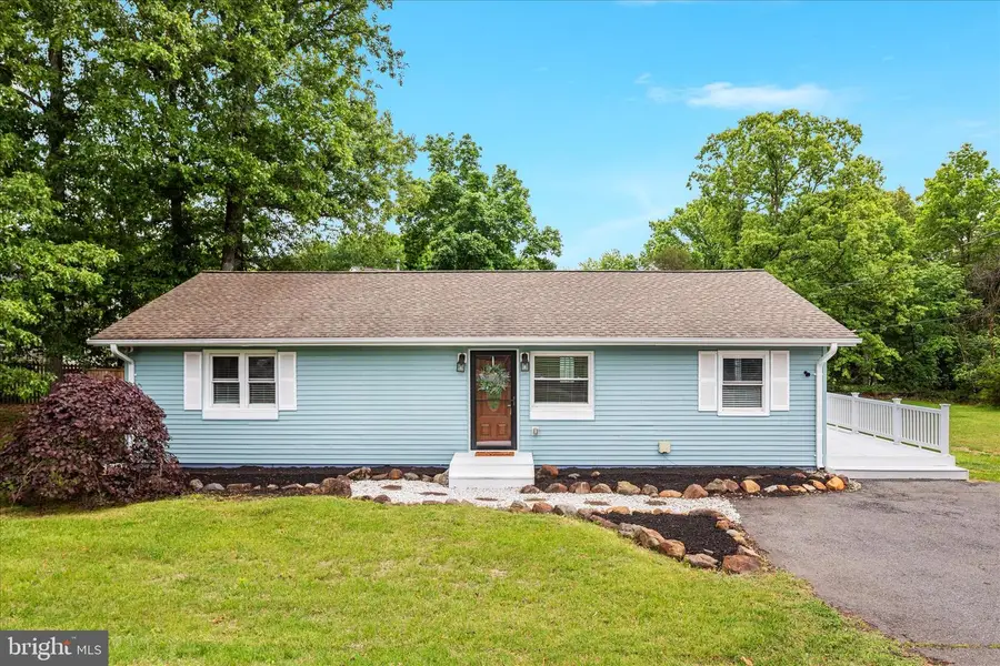 14013 Glenkirk Rd, Gainesville, VA 20155 - #2