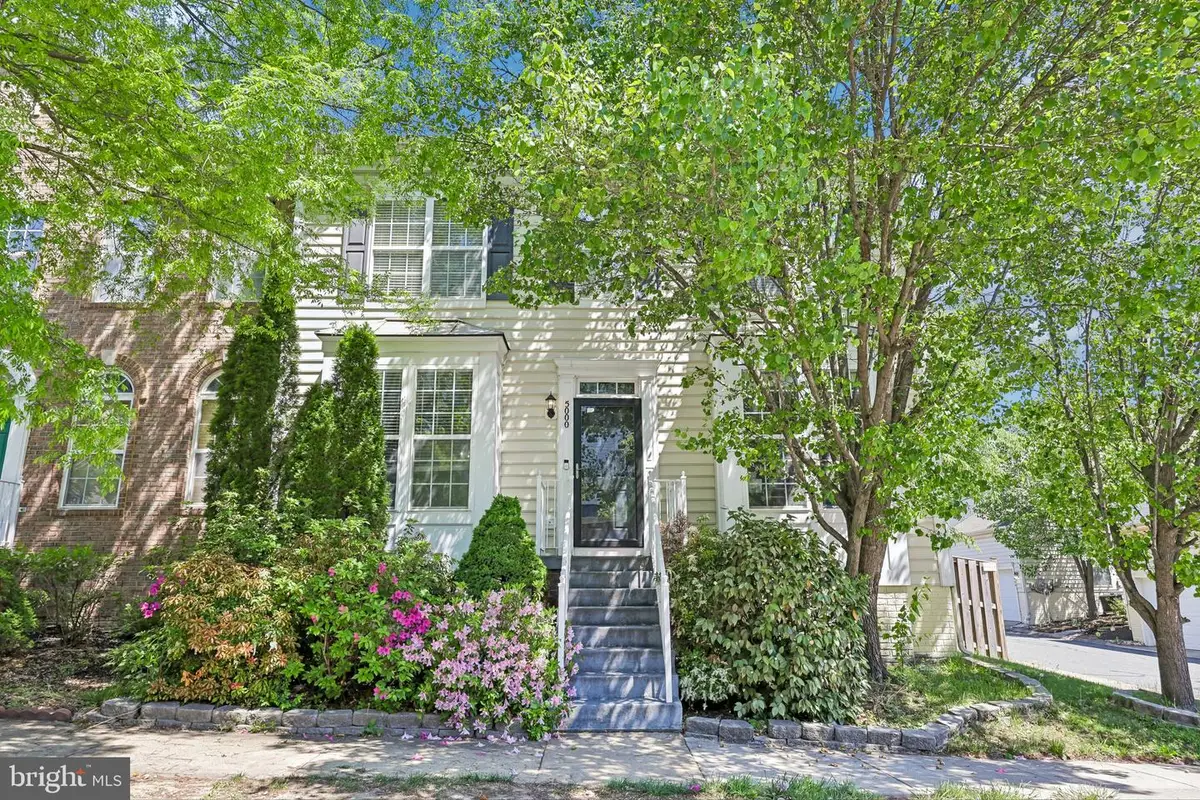5000 Anchorstone Dr, Woodbridge, VA 22192 - #1