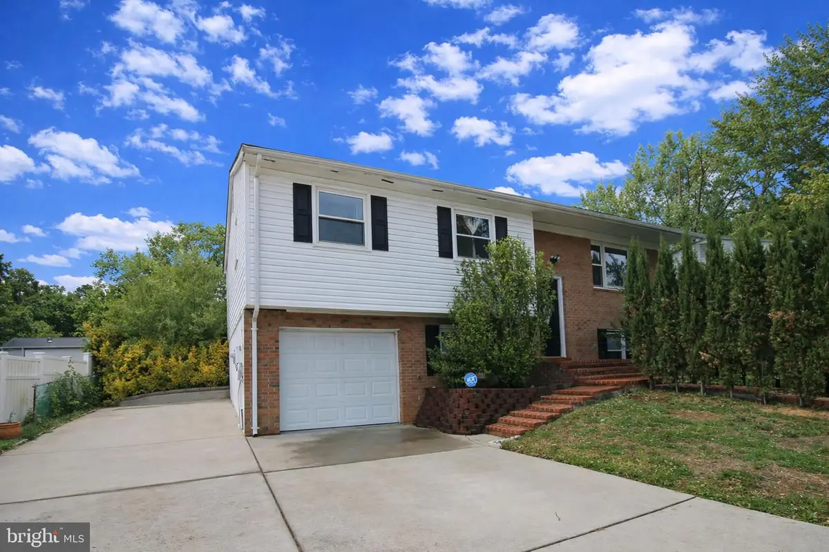 13230 Delaney Rd, Woodbridge, VA 22193 - #1