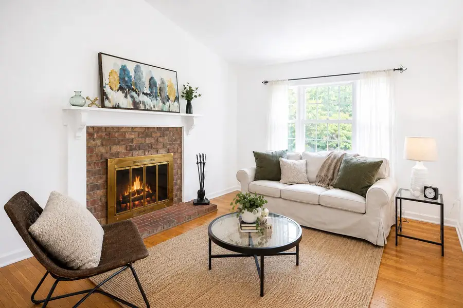 11781 Cotton Mill Dr, Woodbridge, VA 22192 - #2