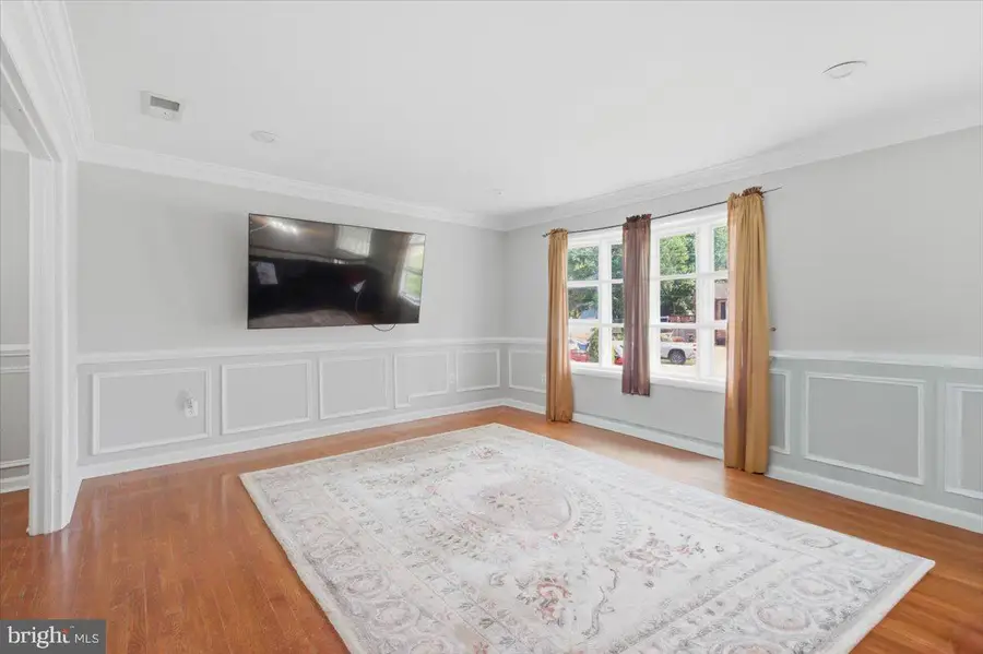 9933 Loudoun Ave, Manassas, VA 20109 - #3