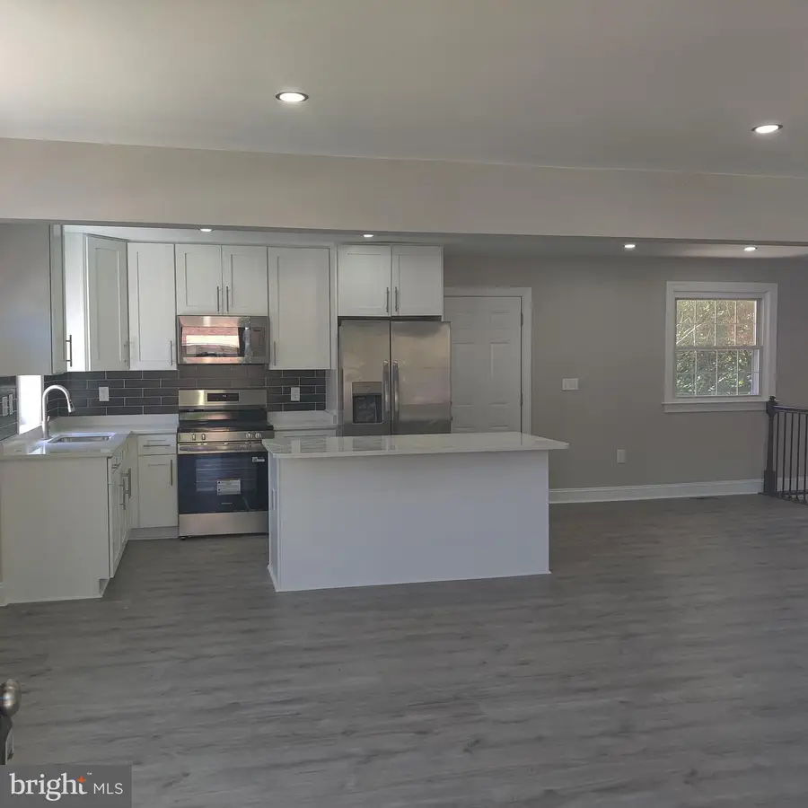 1419 E St, Woodbridge, VA 22191 - #2