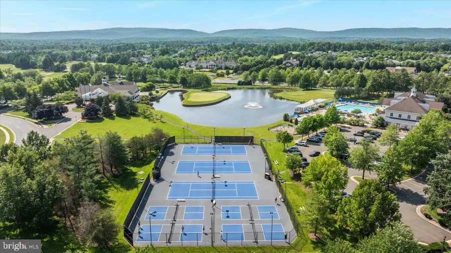 5214 Bonnie Brae Farm Dr, Haymarket, VA 20169 - #3