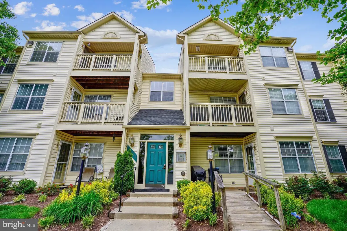 11002 Koman Cir #301, Manassas, VA 20109 - #1