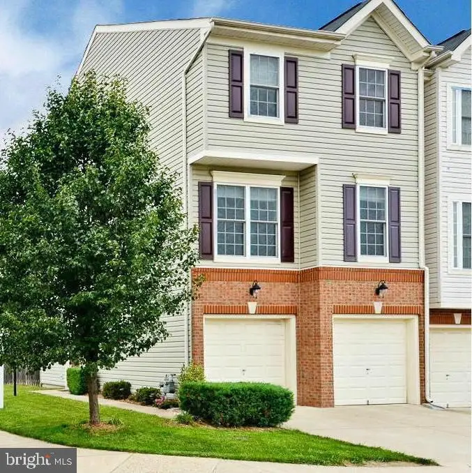 8928 Brewer Creek Pl, Manassas, VA 20109 - #1