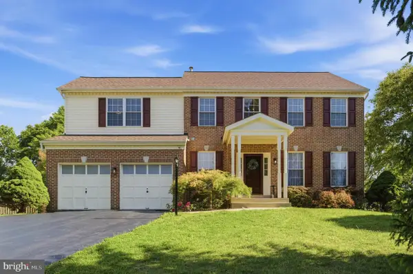 14889 Greenhill Crossing Dr, HAYMARKET, VA 20169