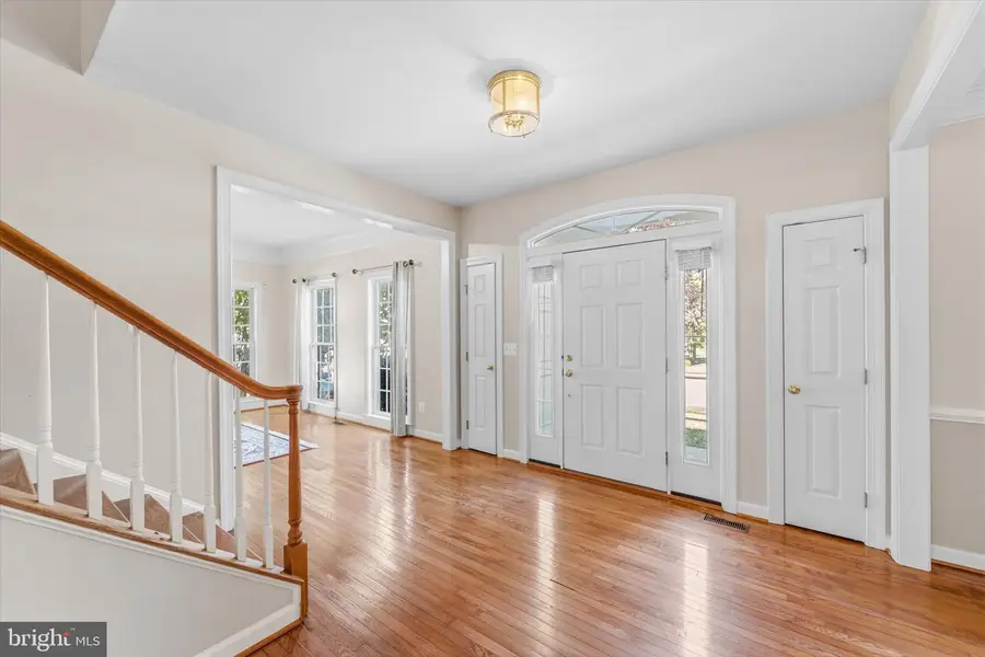 7236 Winnipeg Ct, Gainesville, VA 20155 - #2