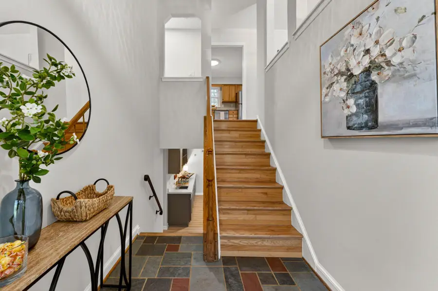 4104 Crescent Hills Dr, Haymarket, VA 20169 - #3