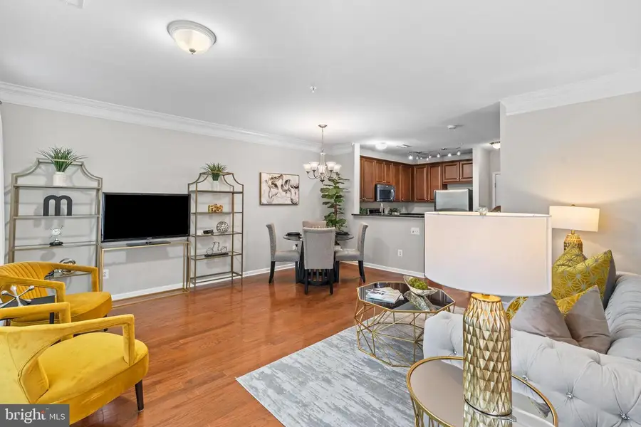 15324 Kensington Park Dr, Woodbridge, VA 22191 - #3