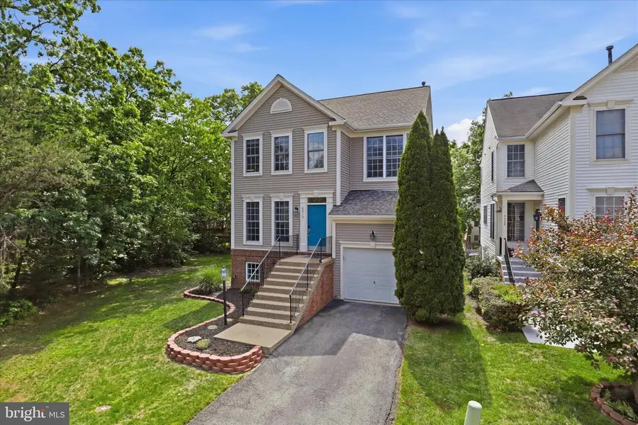 8812 Fenimore Pl, Bristow, VA 20136 - #3