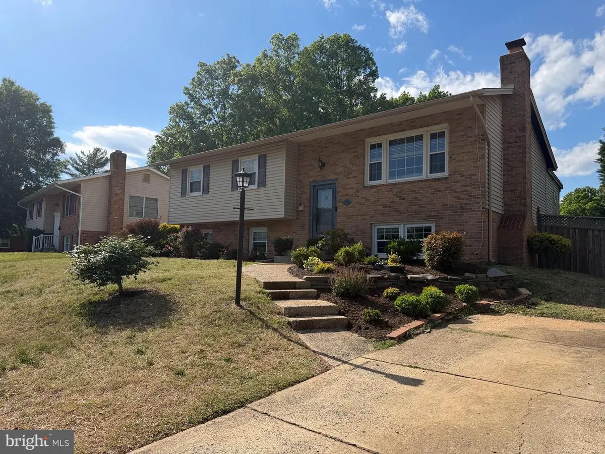 9714 Botsford Rd, Manassas, VA 20109 - #1