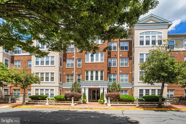 440 Belmont Bay Dr #404, WOODBRIDGE, VA 22191